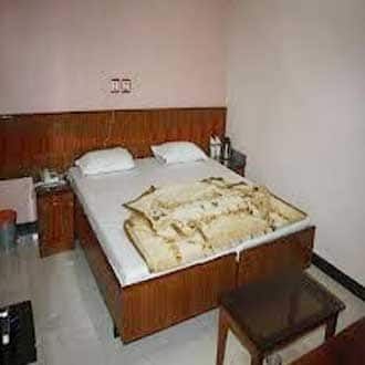 Standard Single A/C Room