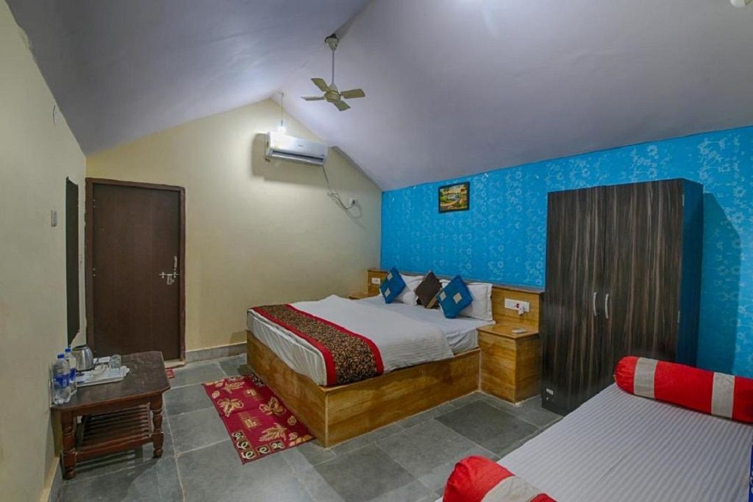 Luxurious Tent/ Cottage AC Swiss Luxury Tent with Free Camel Safari