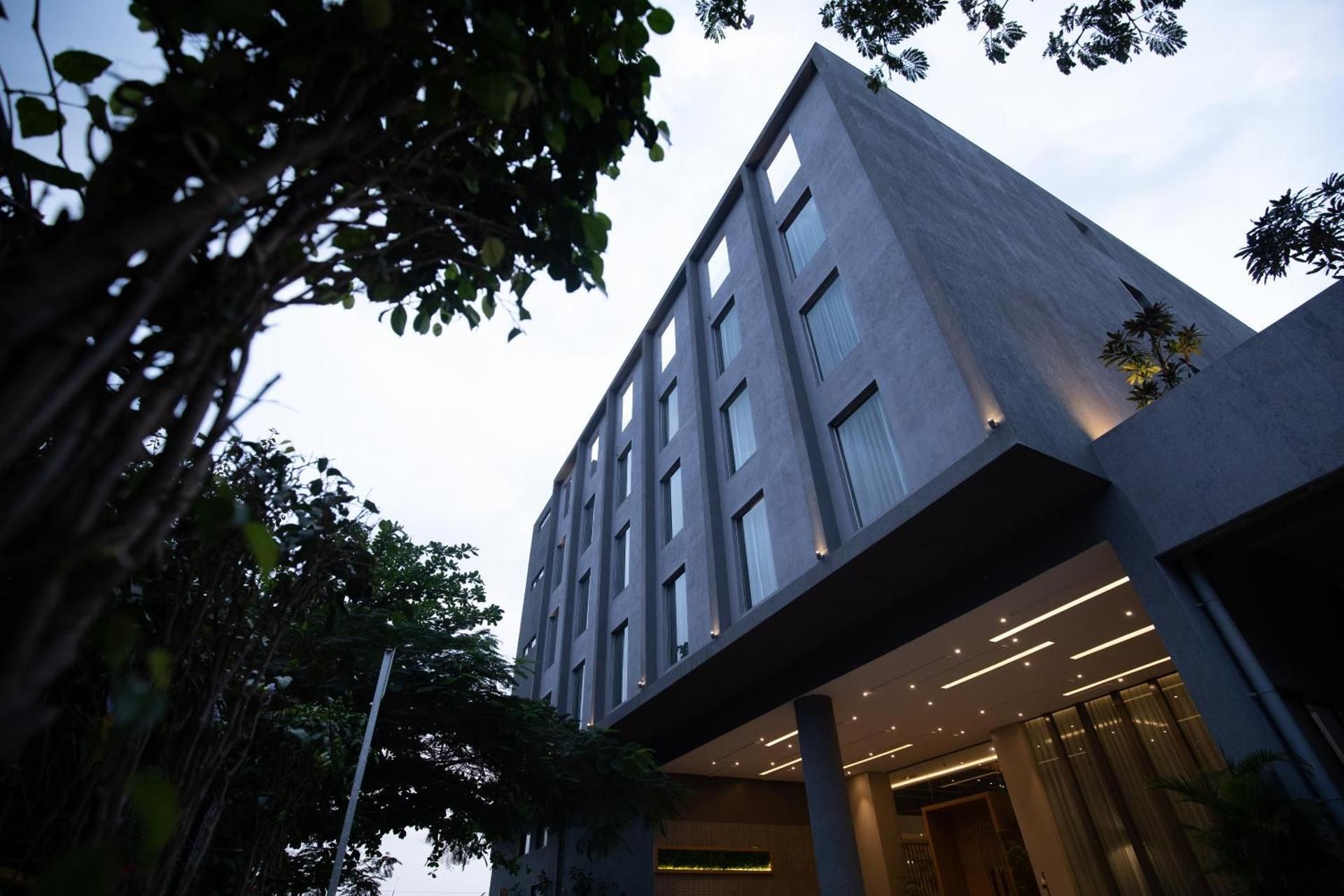 undefined The Vern At BLVD 7