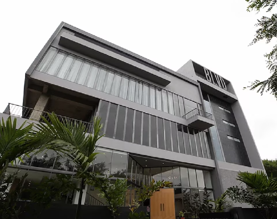 undefined The Vern At BLVD 8