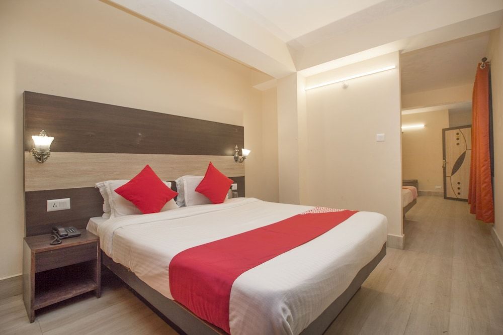 undefined OYO 25087 Hotel Horizon 5