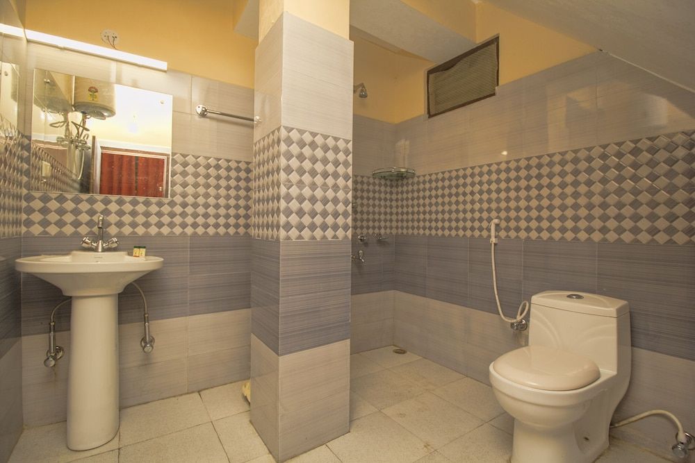 OYO 25087 Hotel Horizon Double or Twin Room 15