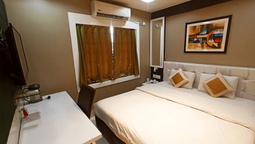  Geetanjali International Deluxe AC Room 3