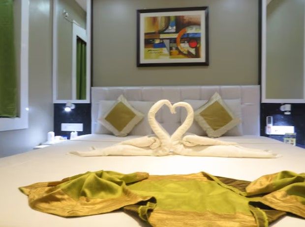  Geetanjali International Deluxe AC Room 2