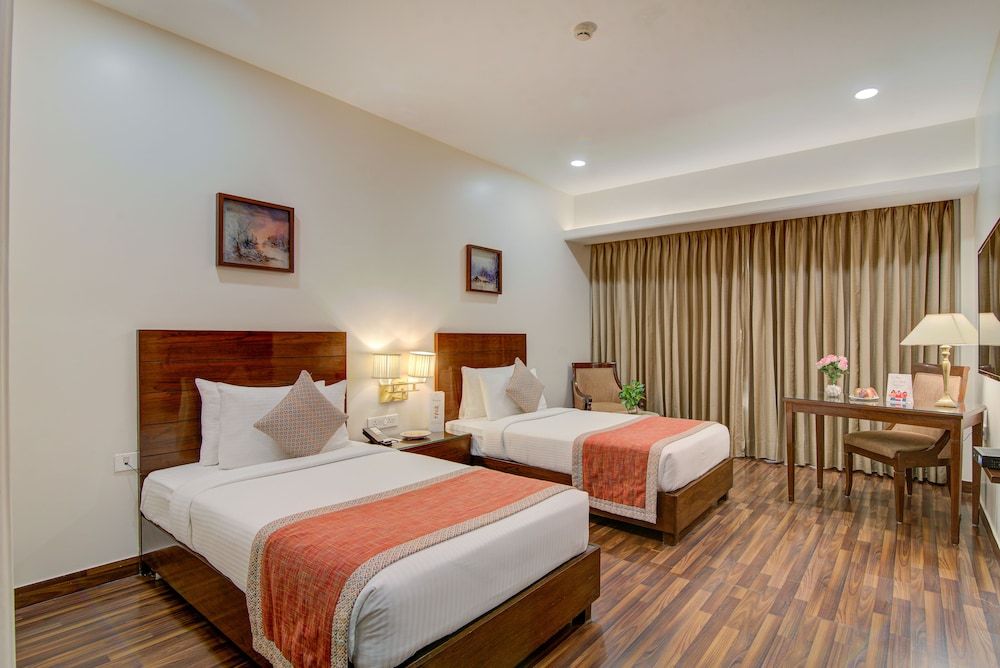 Hotel Home In Amrik Executive Twin Room 2