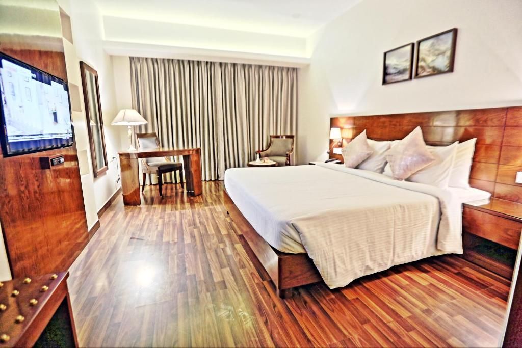 Executive King Room