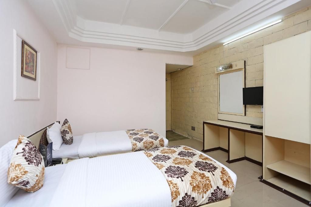 undefined OYO 10264 Hotel Midtown 10
