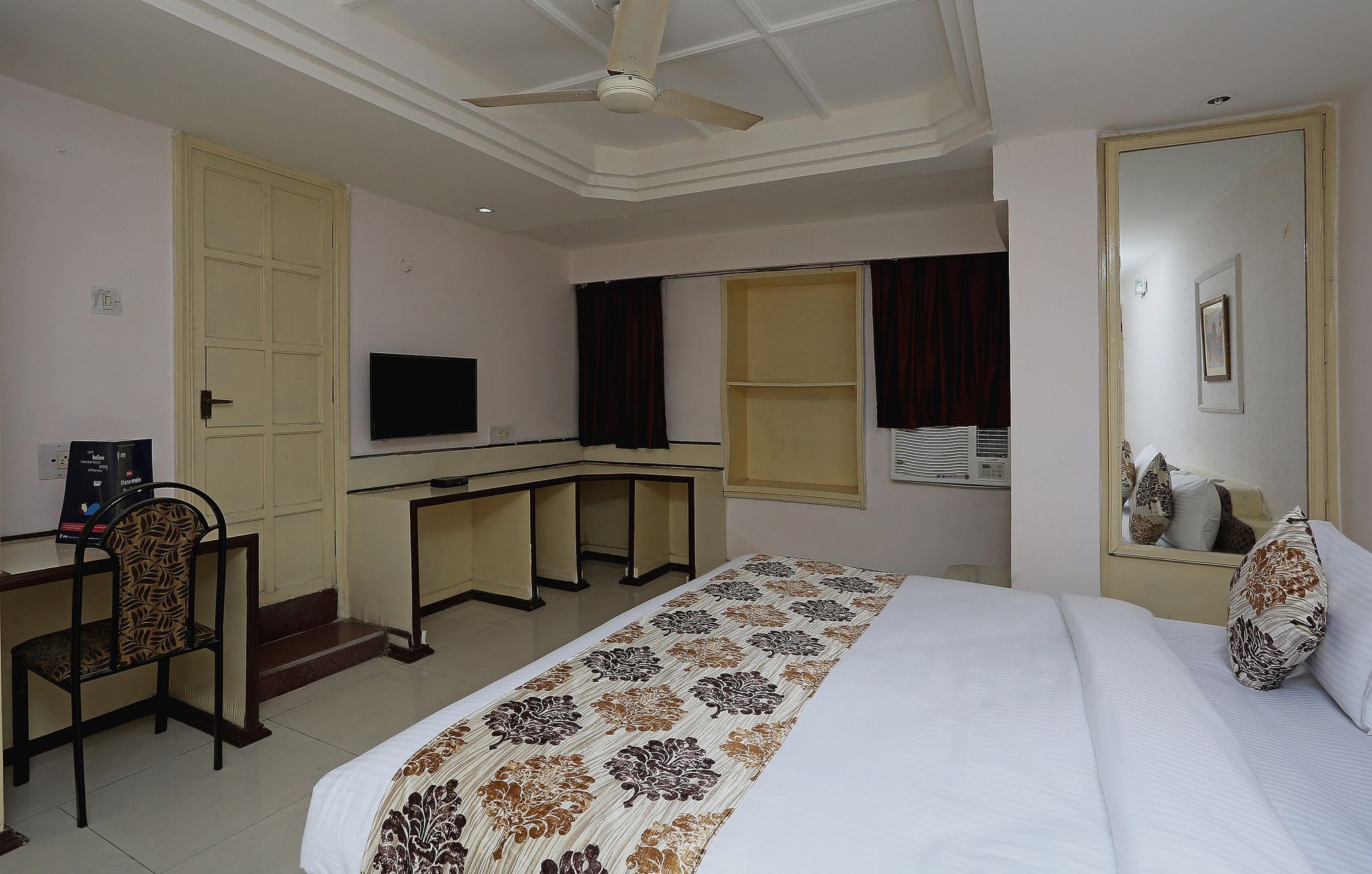 undefined OYO 10264 Hotel Midtown 4
