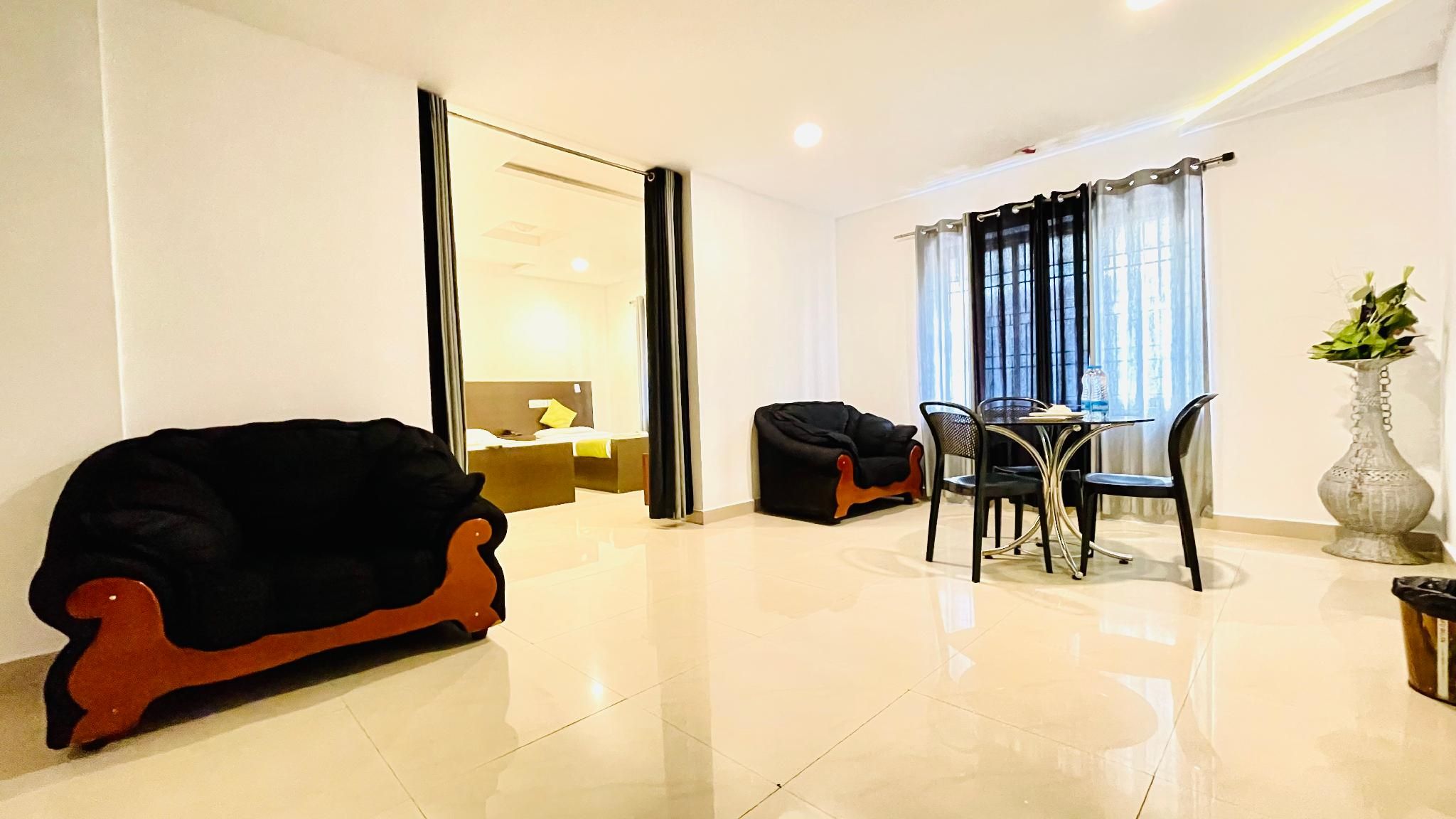 undefined Half Moon Residency 3