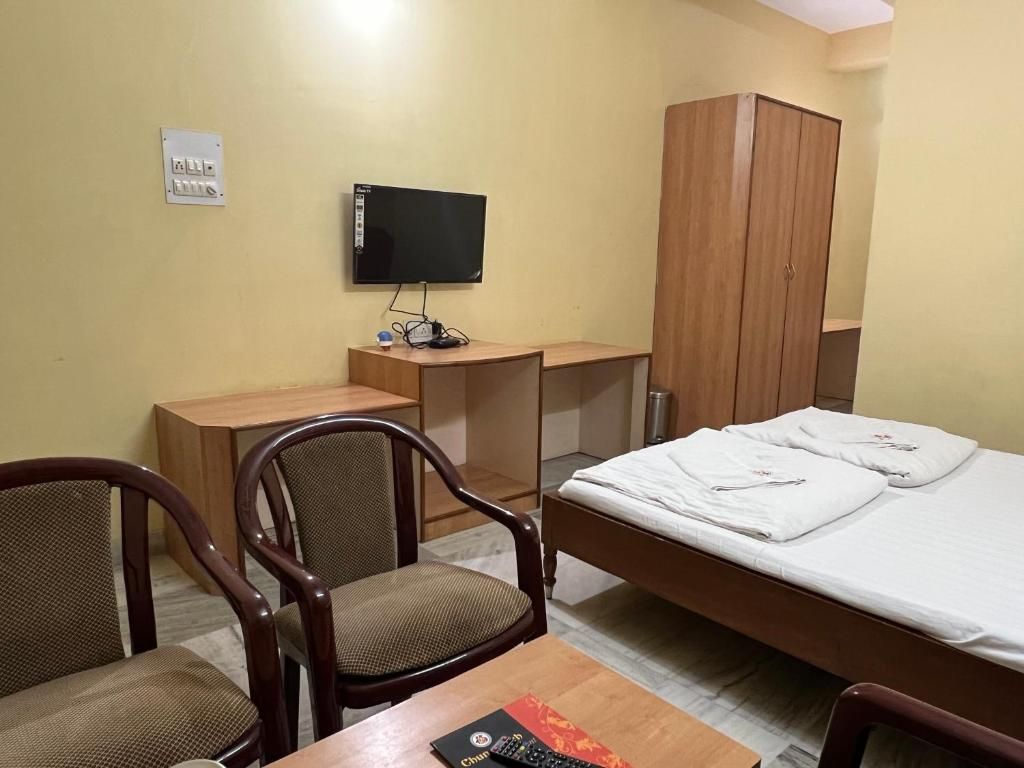 Double AC Triple Bed