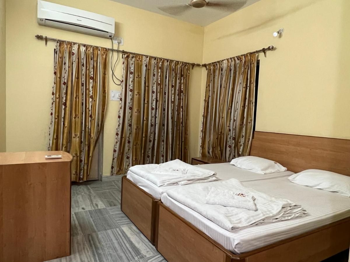 Deluxe Double Bed Room