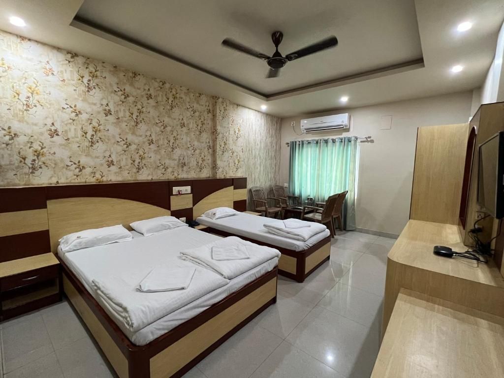 Double AC Triple Bed