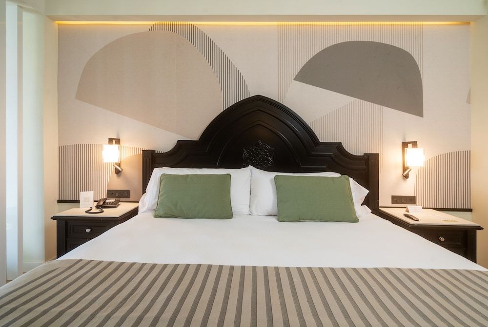 Junior Suite, 2 Bedrooms (B2C-US)