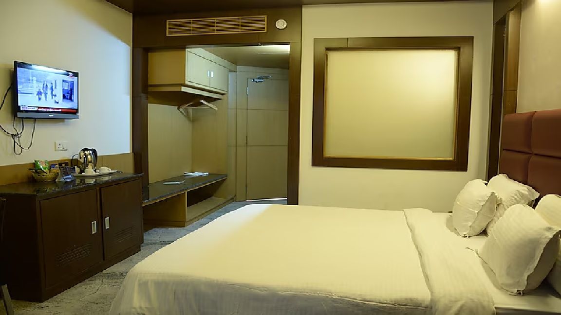Jamindars Palace Standard Room free WiFi 2