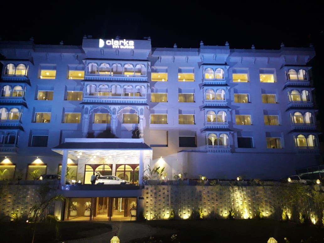 undefined Clarks Inn Suites Raipur 8
