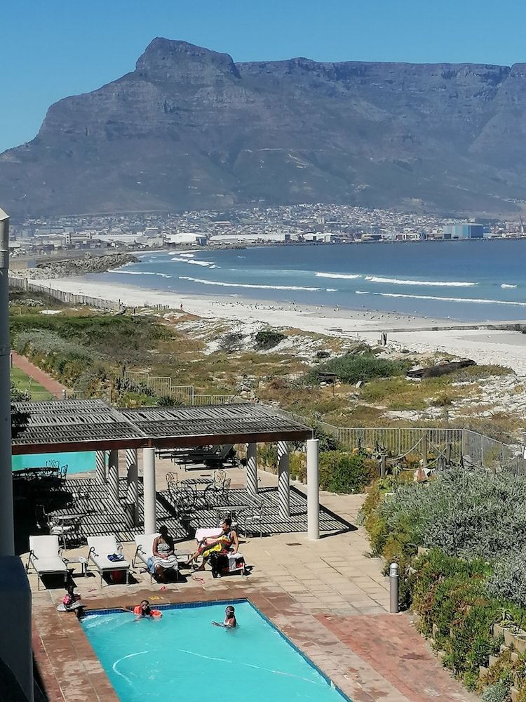 undefined Cape Town Beachfront Apartments At Leisure Bay 9