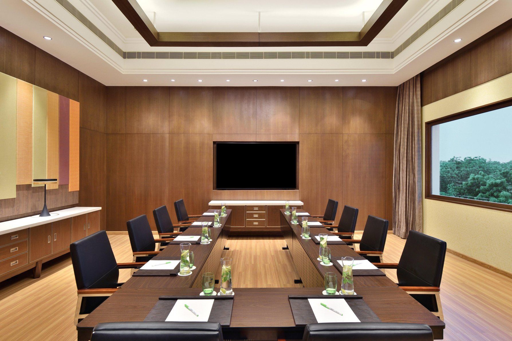 Brass Room - U-Shape Meeting