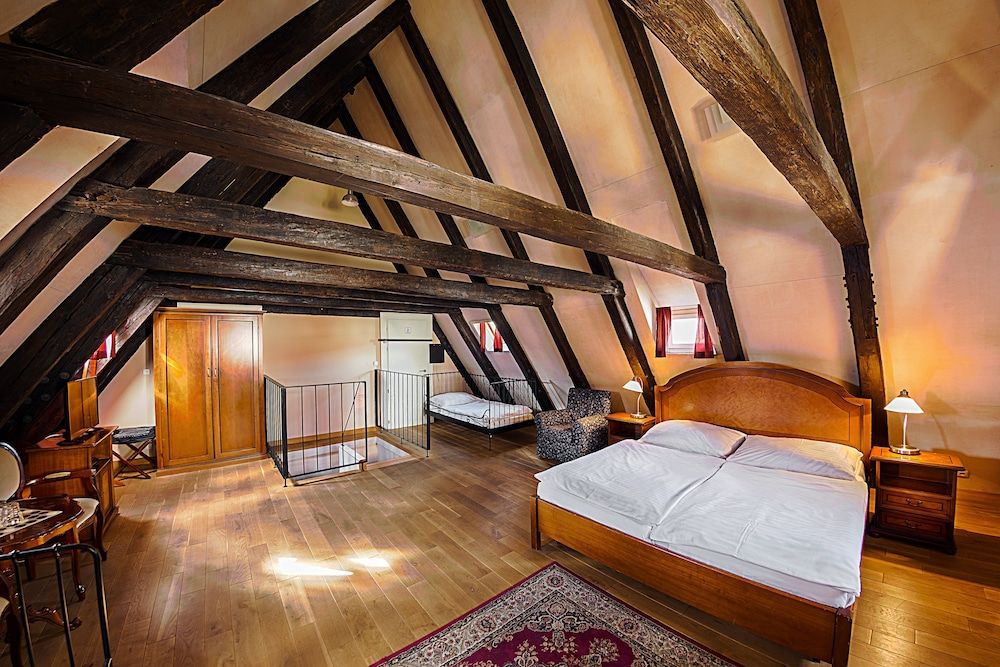 undefined Hotel & Residence U Tri Bubnu 2