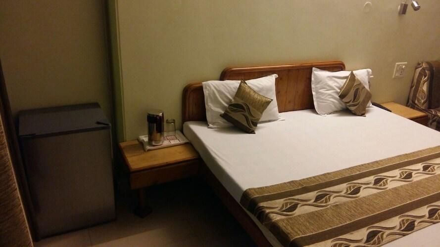 Hotel Shikhar Palace Deluxe A/c Room