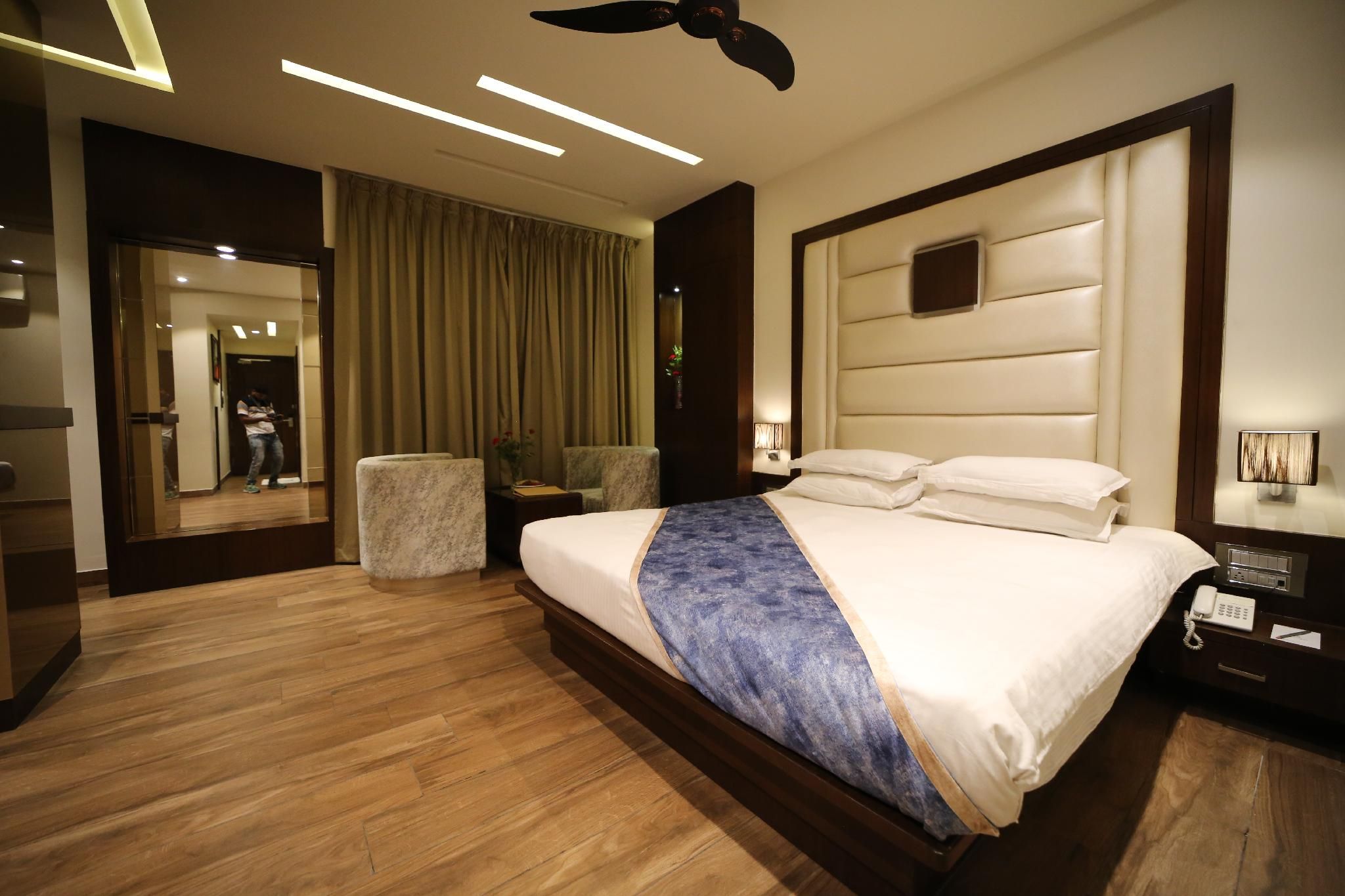 Hotel Prince Viraj Standard Room 7