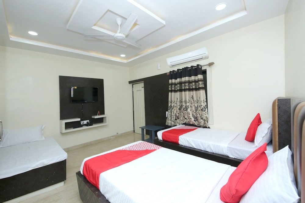 OYO 27933 Hotel Green Valley Double or Twin Room 16