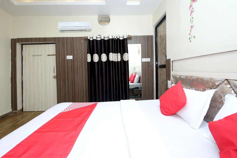 OYO 27933 Hotel Green Valley Double or Twin Room 6