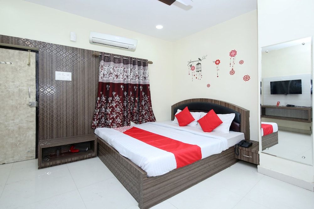 OYO 27933 Hotel Green Valley Double or Twin Room 9