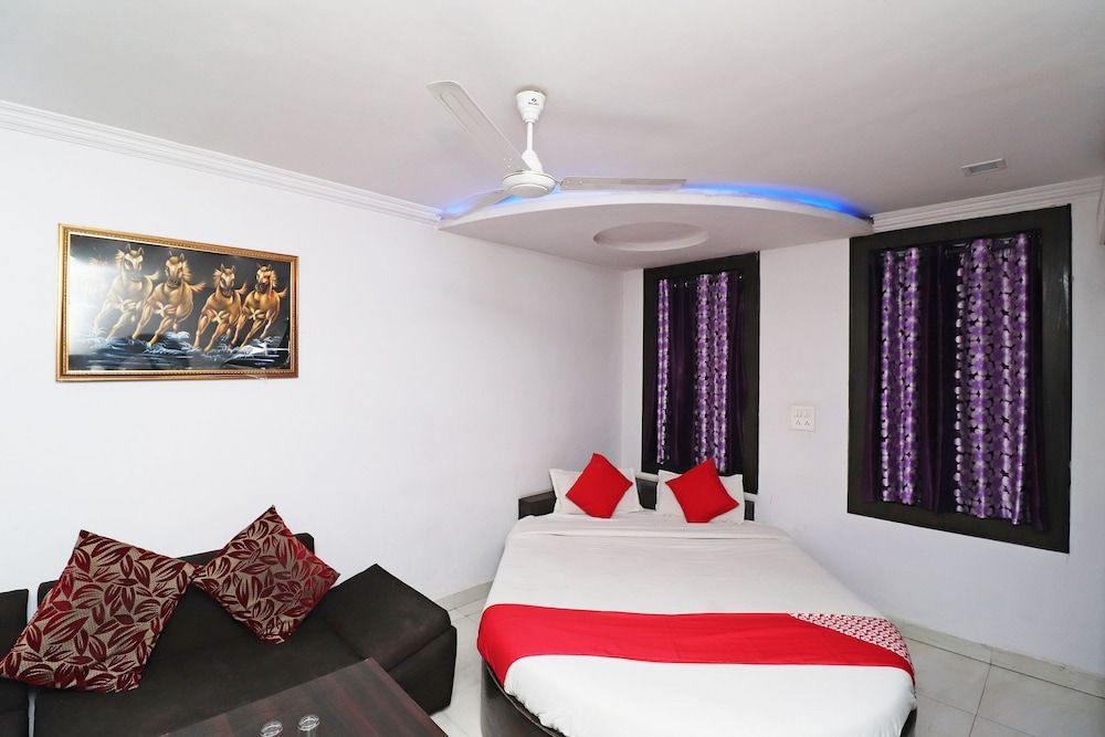 OYO 43850 Hotel Mn Galaxy Double or Twin Room 16