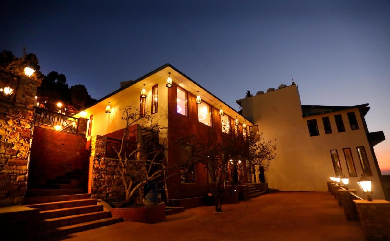 Hotel Exterior