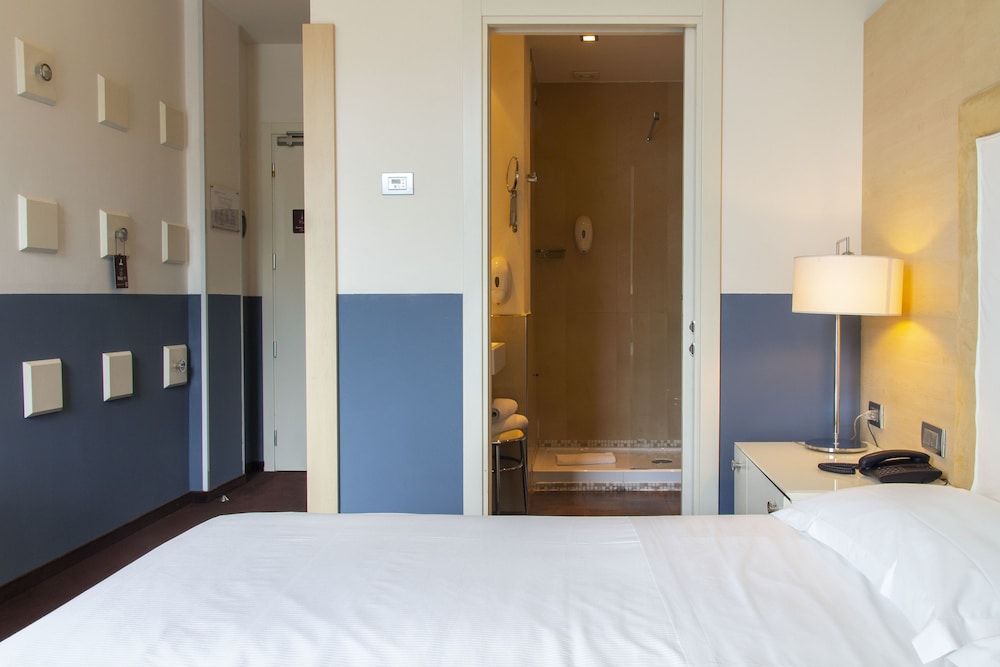 undefined Smy Bologna Centrale 2