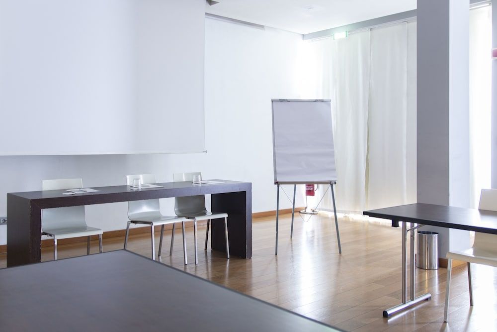 undefined Smy Bologna Centrale 6