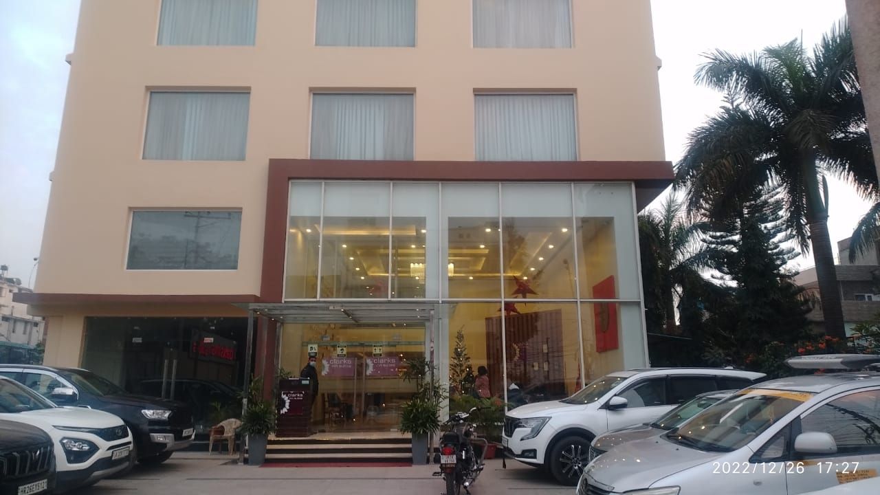 Hotel Exterior