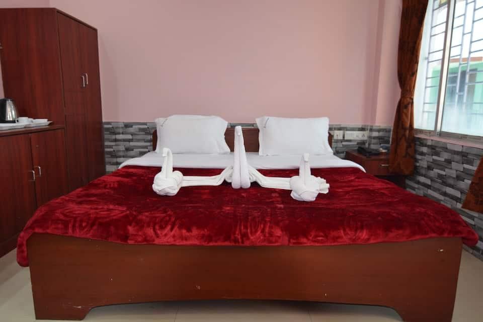 undefined  Hotel Aamar Digha 9