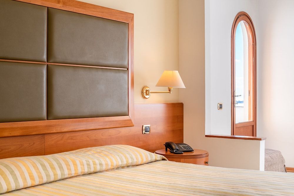 Grand Hotel Don Juan Junior Suite 4