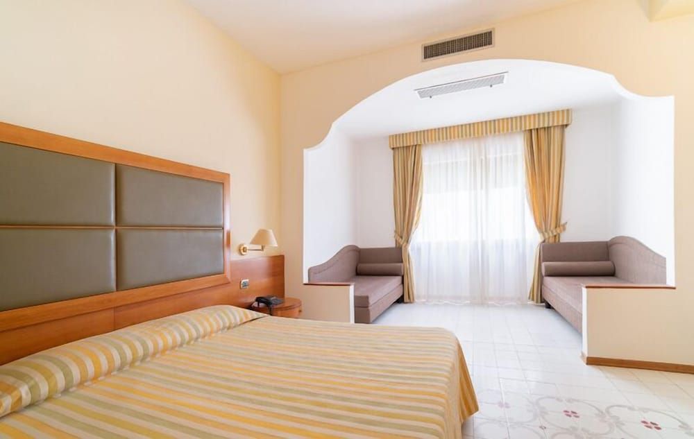 Grand Hotel Don Juan Royal Double or Twin Room 3