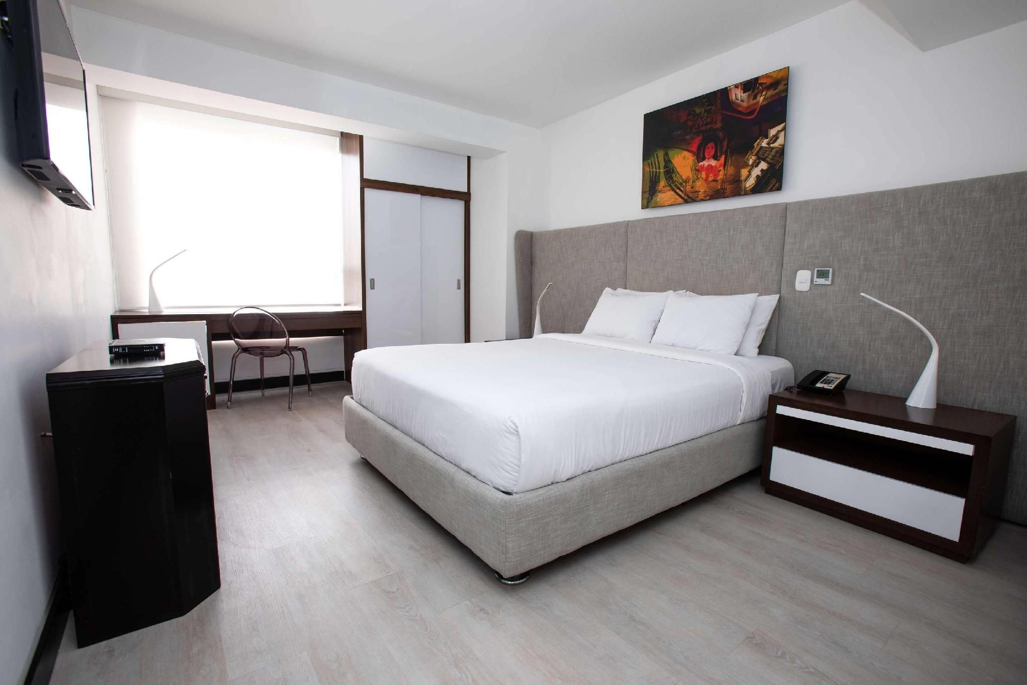 Radisson Hotel Decapolis Miraflores 1 Queen Bed, Nonsmoking
