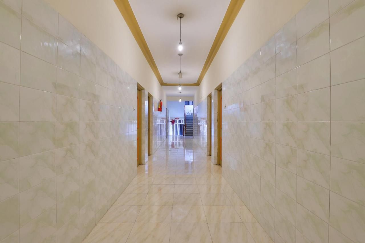 undefined Collection O 18385 Hotel Triveni 3