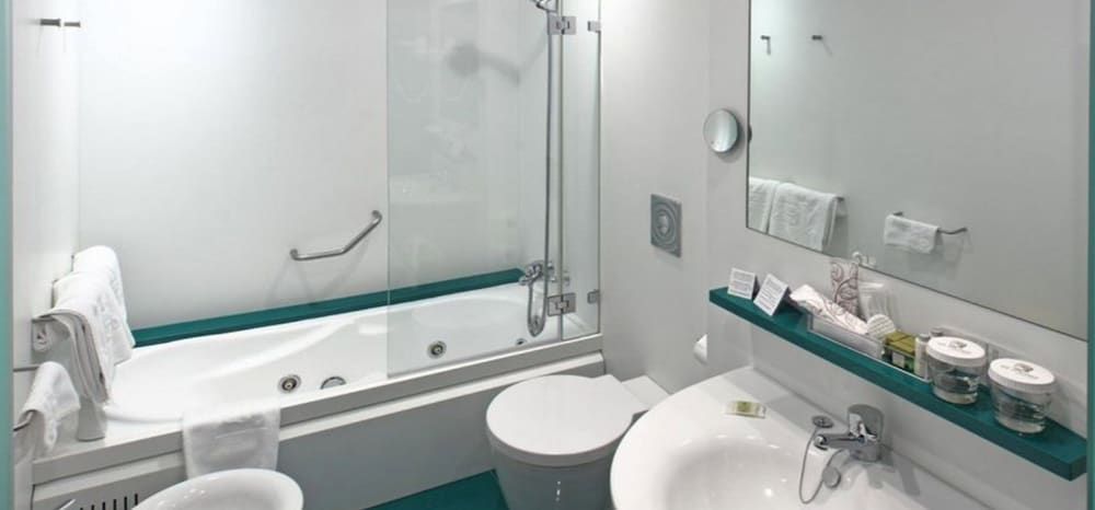 Hotel Empordà Superior Double or Twin Room (Empordá View) 6