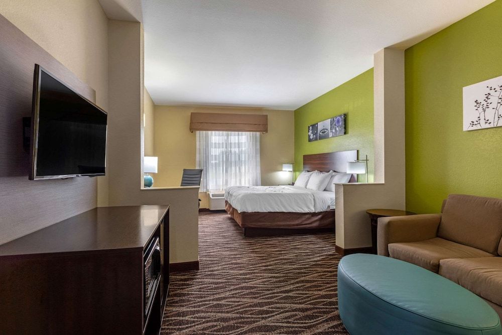 Suite, 1 King Bed, Non Smoking