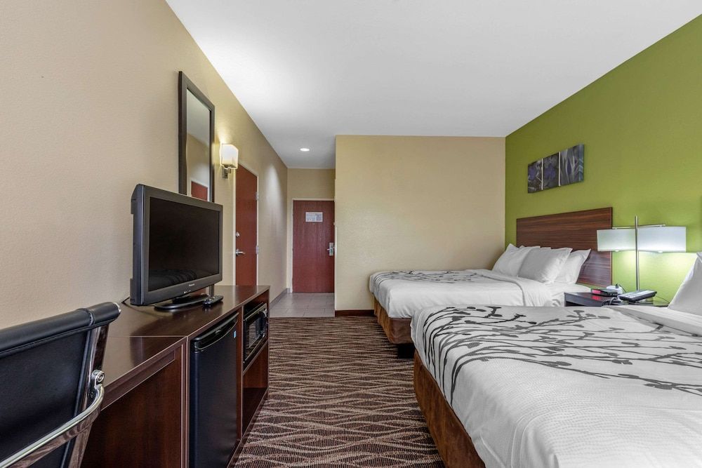 Room, 2 Queen Beds, Accessible, Non Smoking