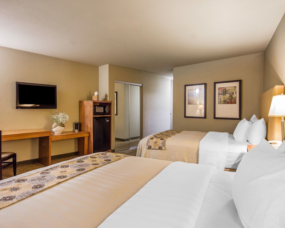 Room, 2 Queen Beds, Accessible, Non Smoking