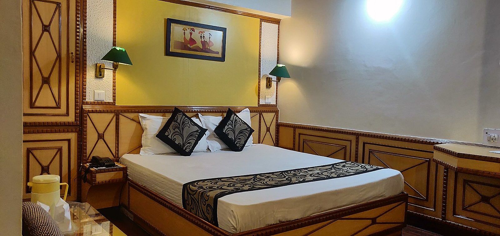 Hotel Sangeet The Mall Road Hotel Deluxe Room 5