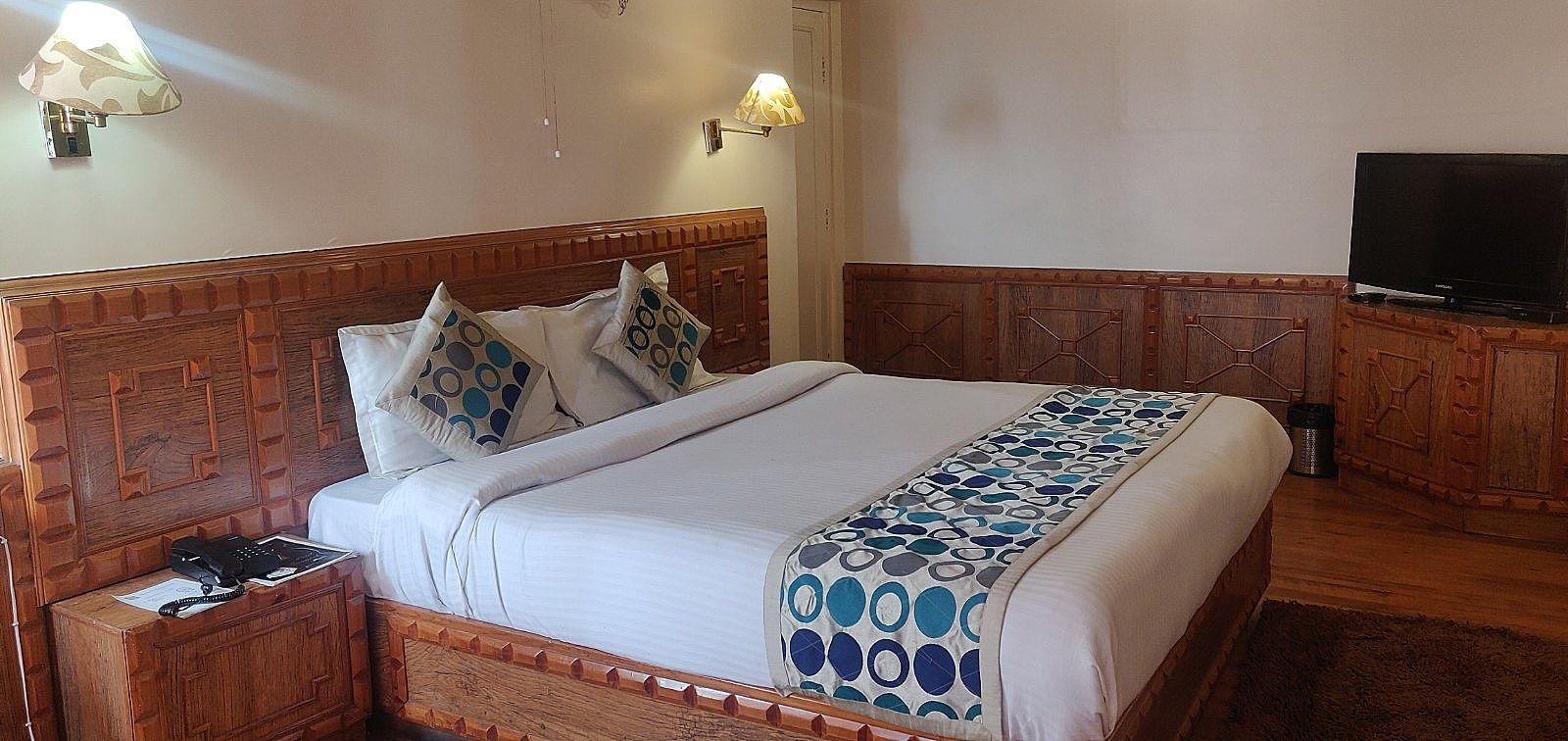 Hotel Sangeet The Mall Road Hotel Super Deluxe Room 13