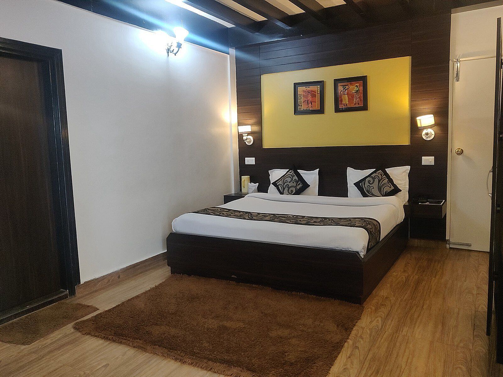 Hotel Sangeet The Mall Road Hotel Super Deluxe Room 15