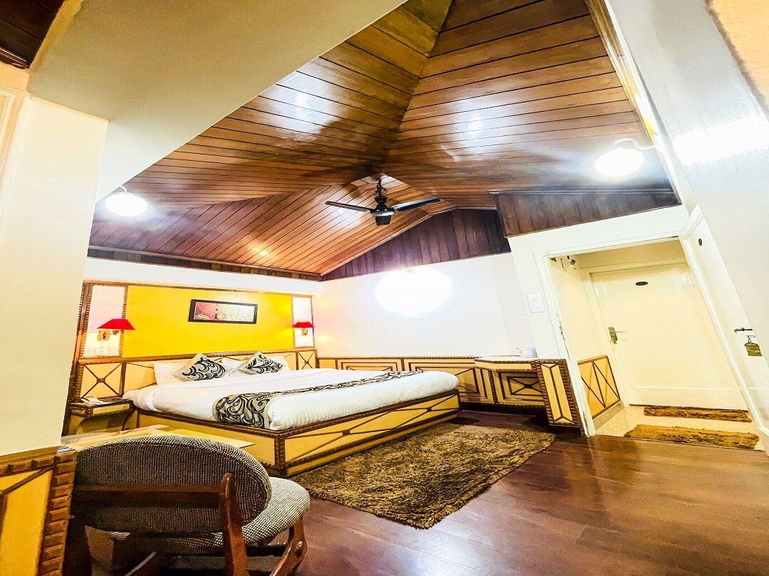 Hotel Sangeet The Mall Road Hotel Super Deluxe Room 8