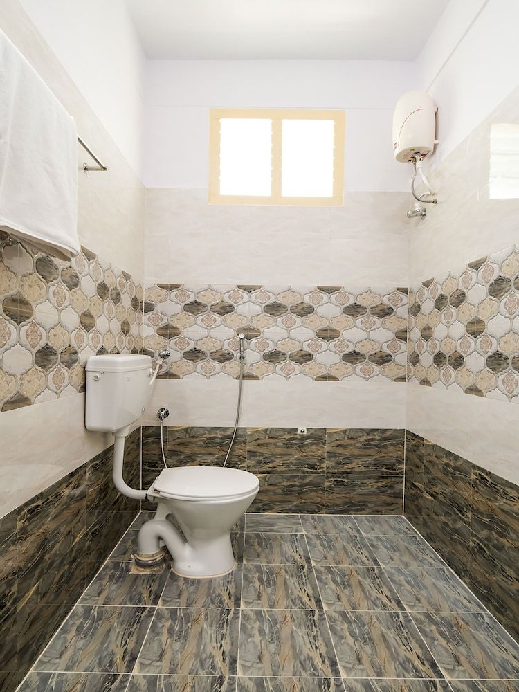 undefined OYO 23151 Hotel Abani 8