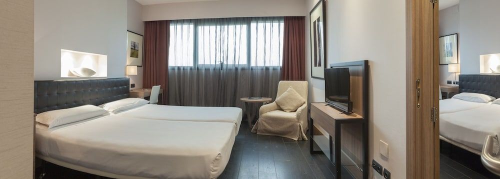 Family Quadruple Room, Connecting Rooms