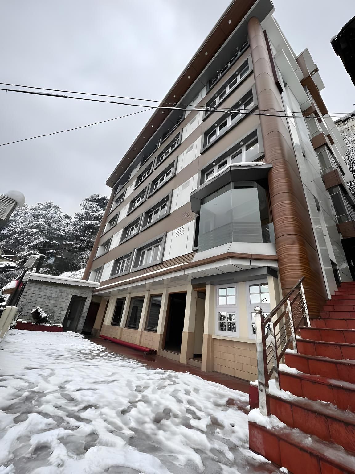 undefined Hotel Victory Near Mall Road 10