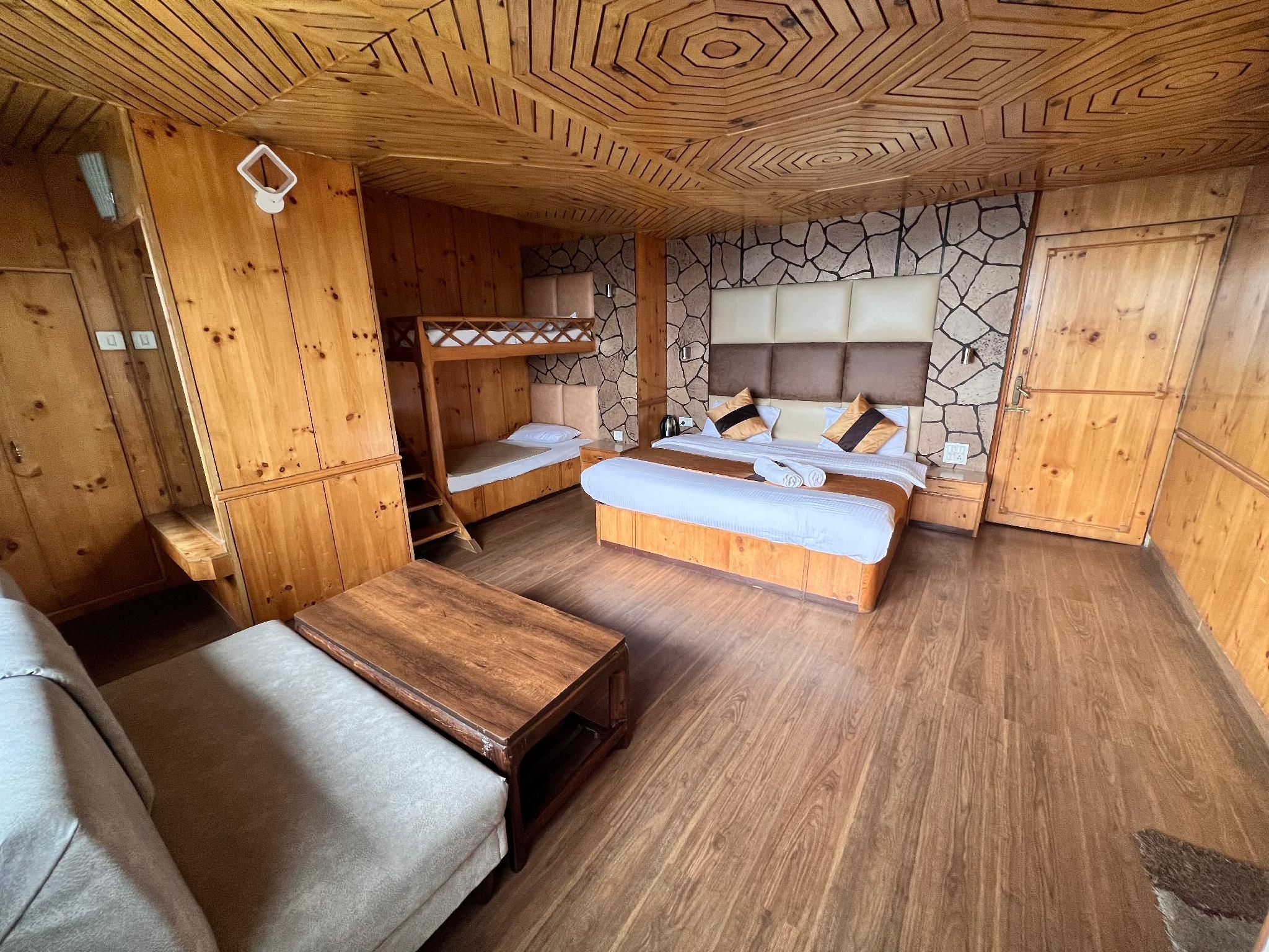 Mountain Family Suite