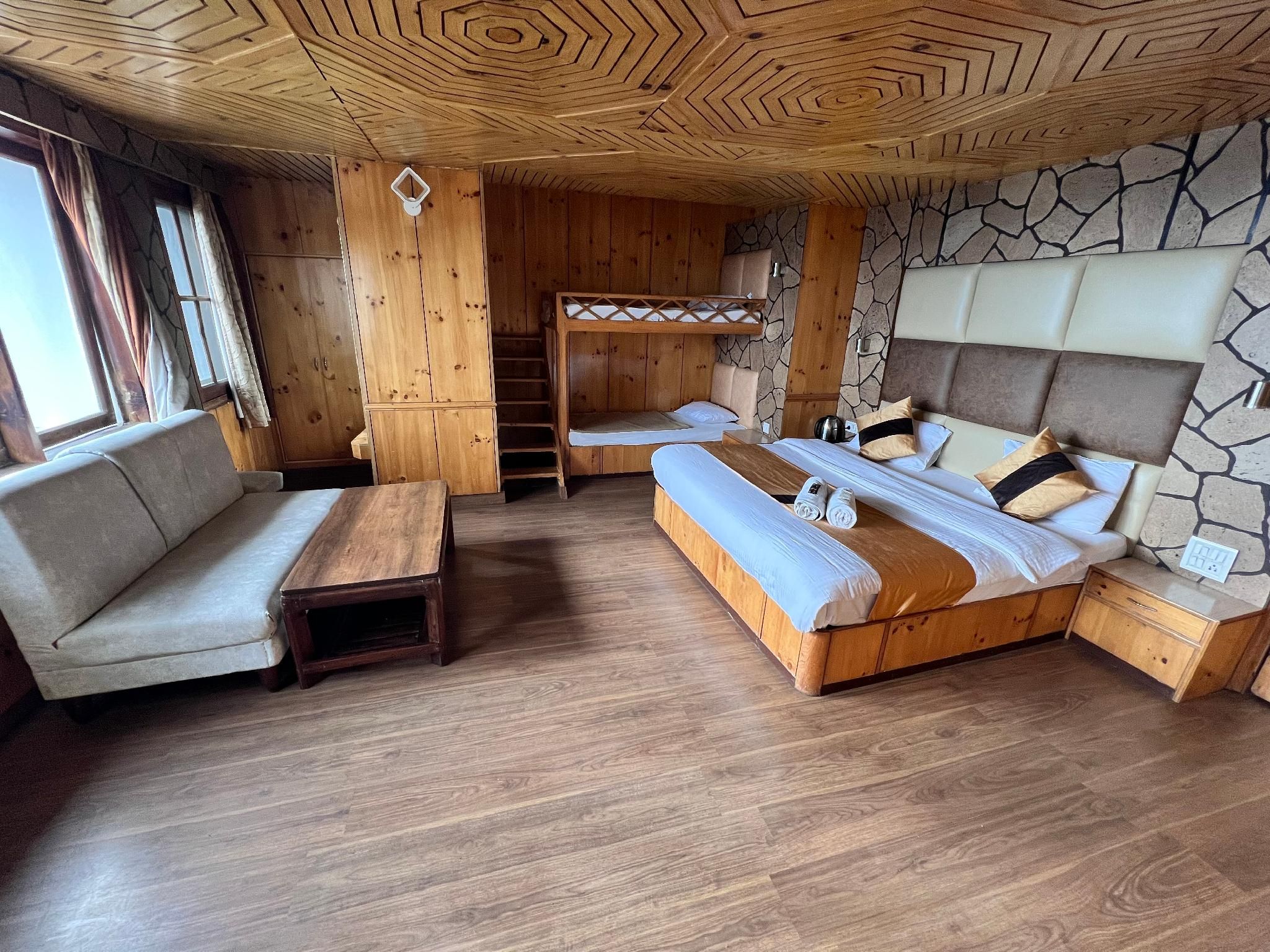 Mountain Family Suite